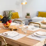 Le Jardin De La Tour Pinte *