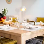 Le Jardin De La Tour Pinte * Carcasona
