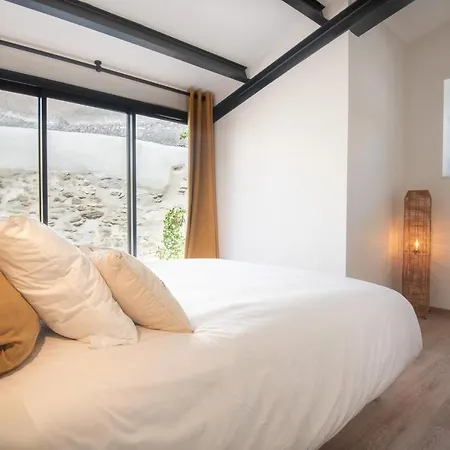 Le Jardin De La Tour Pinte Daire *