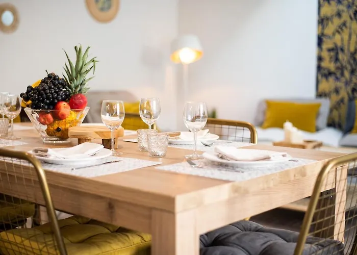 Le Jardin De La Tour Pinte * Carcassonne